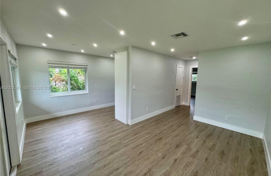 2631 SW 13th Ave #