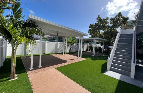 331 SW 11th Ave #