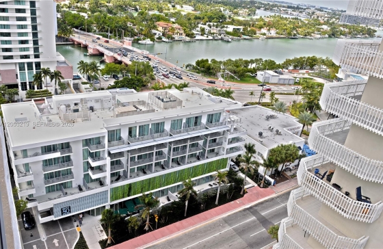 6080  Collins Ave #