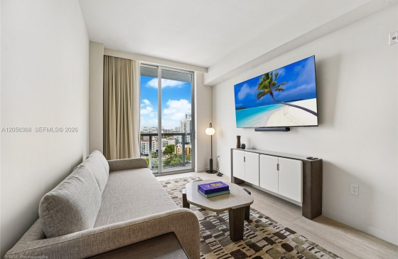 1611 SW 2 Ave #1007