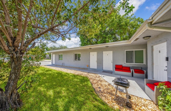 1109 NW 6th Ave #