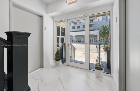 403 SW 12th Ave #