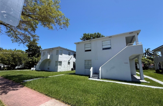 1794  Normandy Dr #