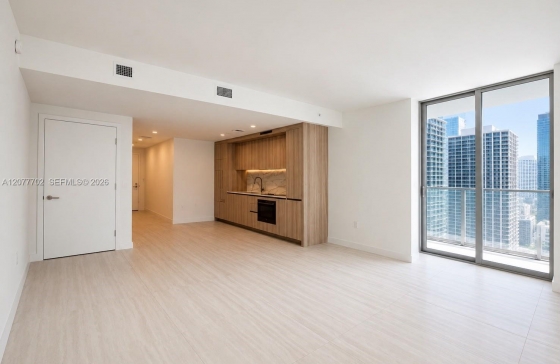 77 SE 5th #1903