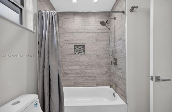 image23