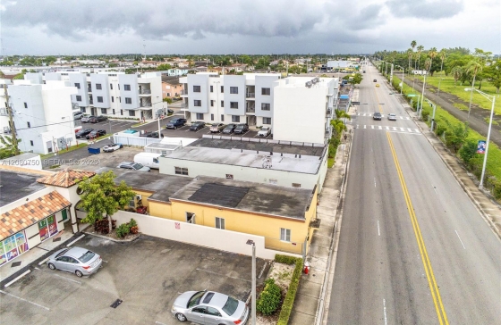 2250  Palm Ave #