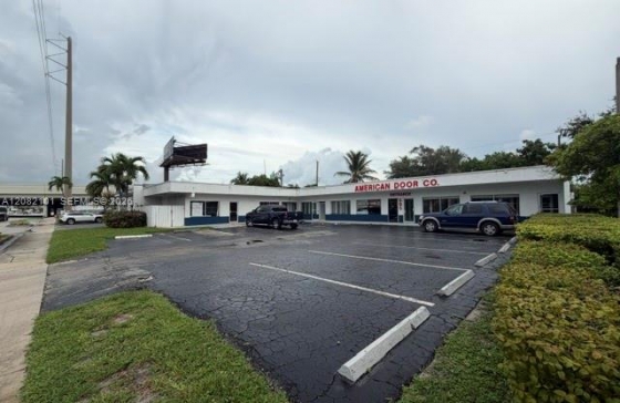595 W Prospect Rd #