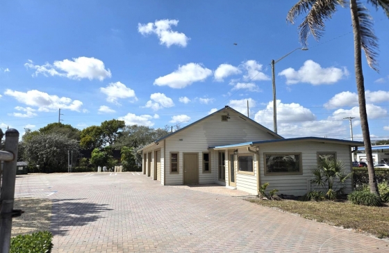 1710 W Atlantic #