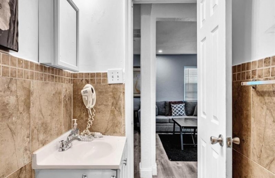 image23