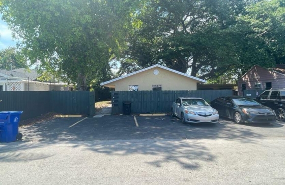 1405 NE 5th #