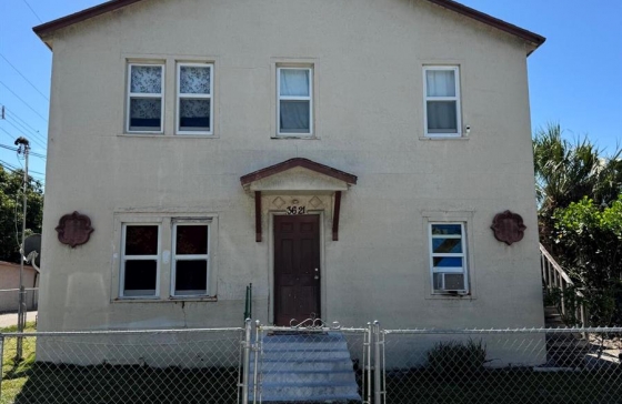 3621  Morton #