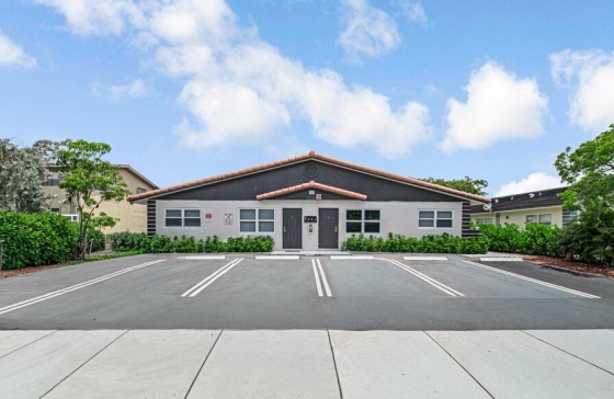 7521 NW 44th #