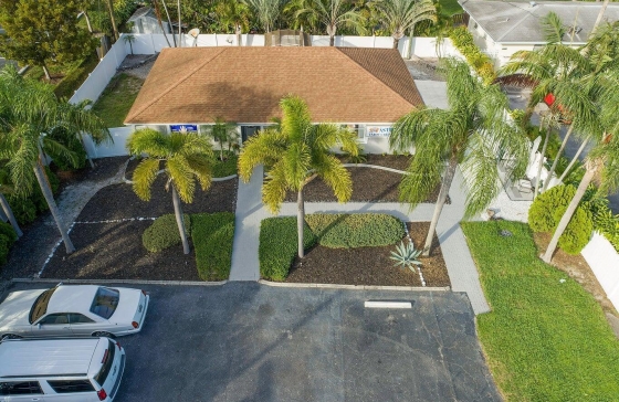 2935  Lake Worth #