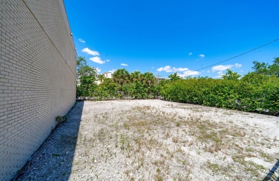 image32