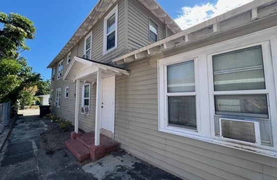 1331  Longwood #