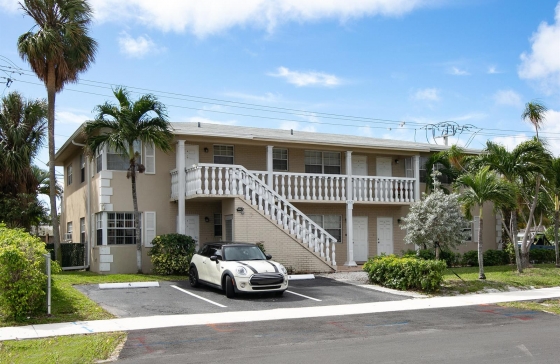 1820 NE 56th ##1-6