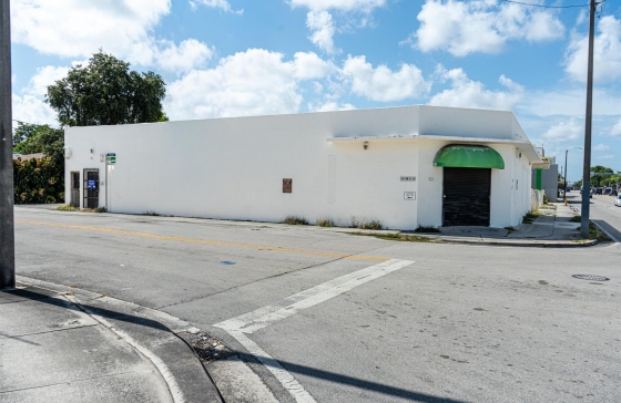 102 NW 22nd #
