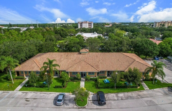 1405 SE Goldtree #