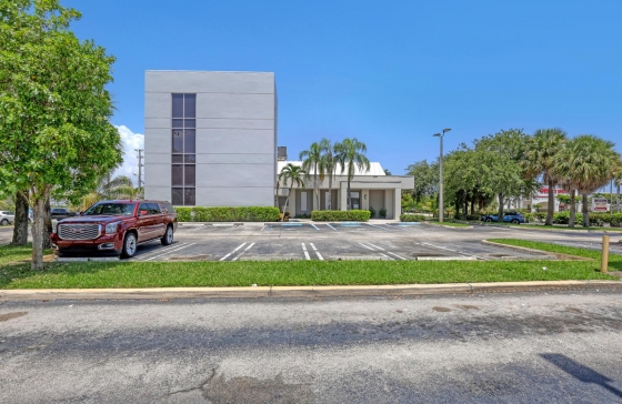 2701  Okeechobee #