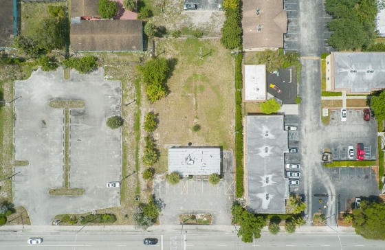 1744  Lake Worth #