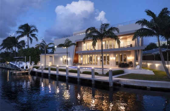 3300 NE 39th Street #