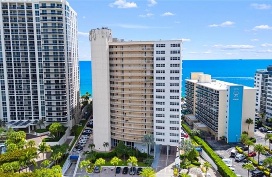4100  Galt Ocean Drive #304