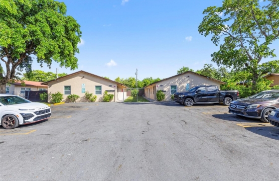 229 NW 12th #