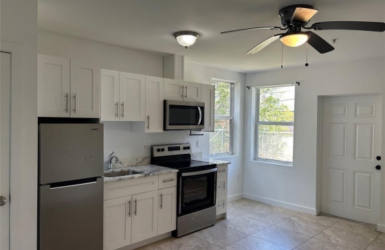 661 NW 21st #