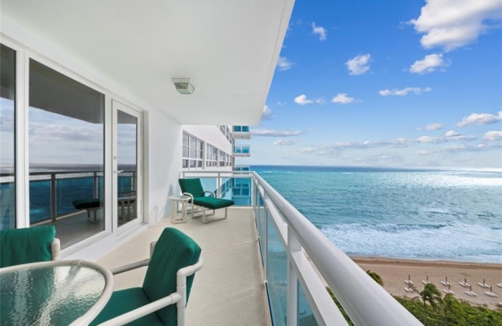 3430  Galt Ocean Dr #1208