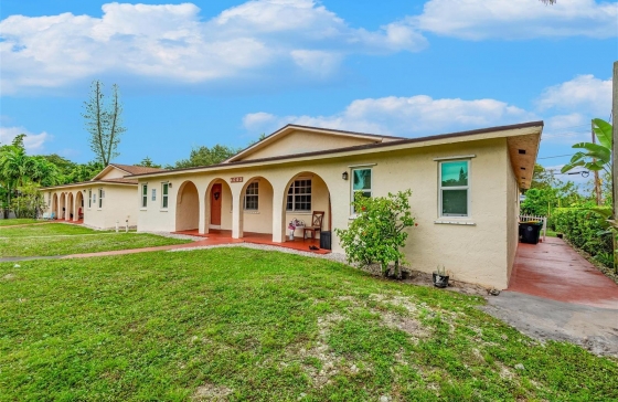 4065 SW 51st #