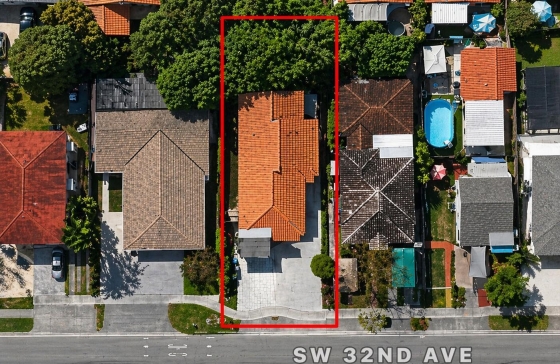 2620 SW 32nd #