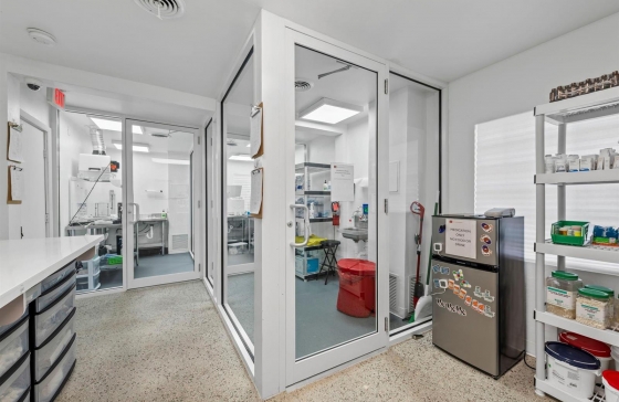 141 E Commercial #