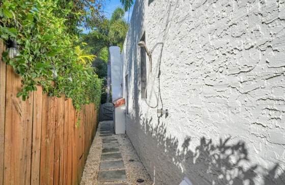 image33